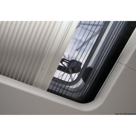 Rideau occultant et moustiquaire plissés DOMETIC Pleated SkyScreen