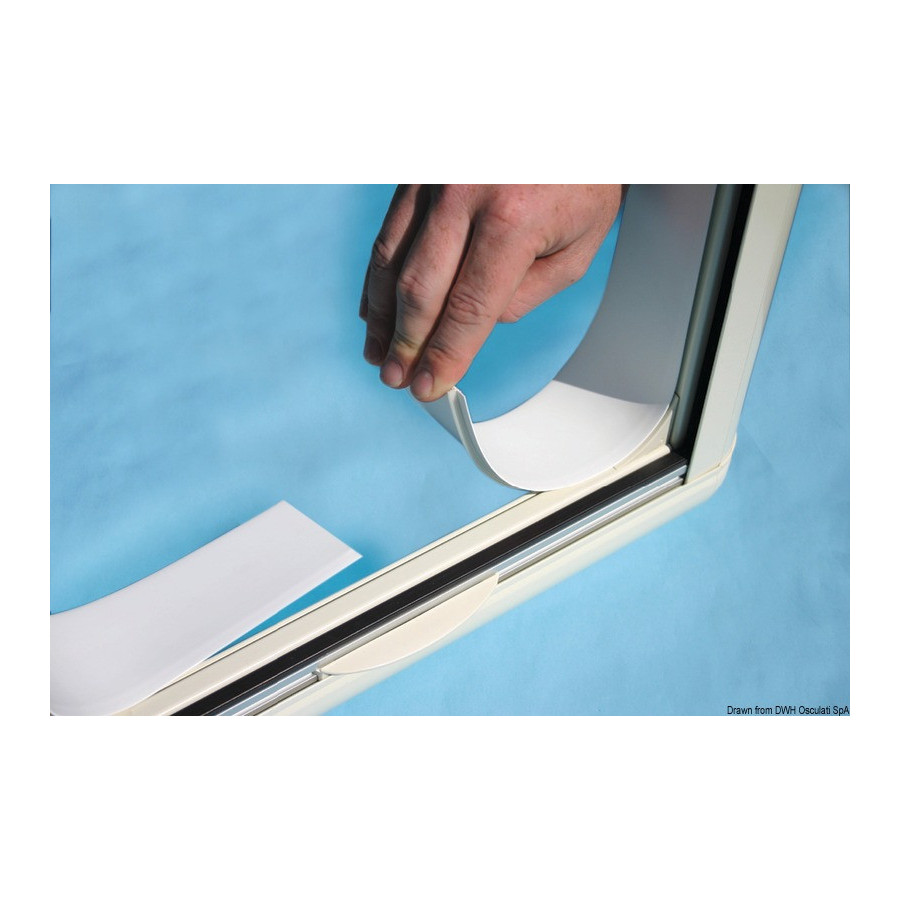Contre-châssis de finition flexible DOMETIC PVC Liner pour SkyScreen - applicable au Surface SkyScreen et Recessed SkyScreen 