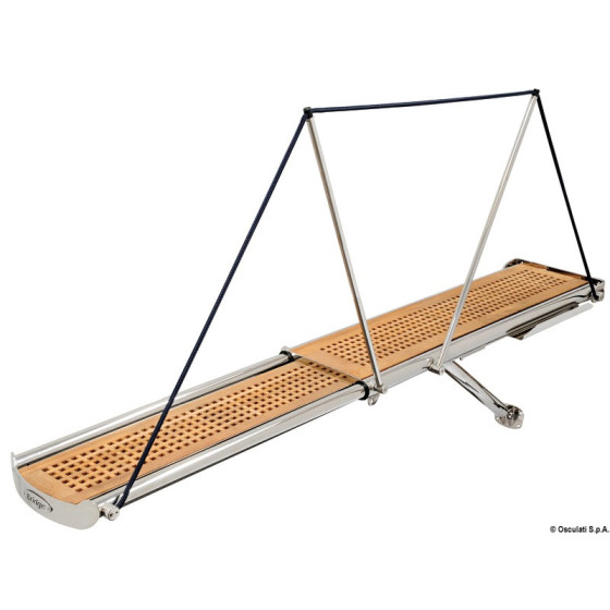 Passerelles hydrauliques téléscopiques BRIDGE avec structure en inox AISI 316 poli miroir 